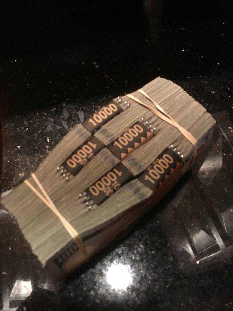 fifity-thousand-dollars-cash